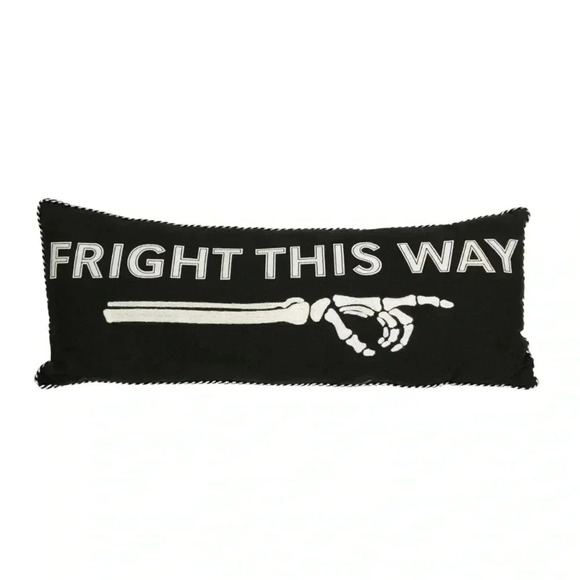 NEW LED LIGHT UP Embroidered Accent / Throw Pillow FRIGHT THIS WAY - SO FUN!!! - Picture 1 of 6
